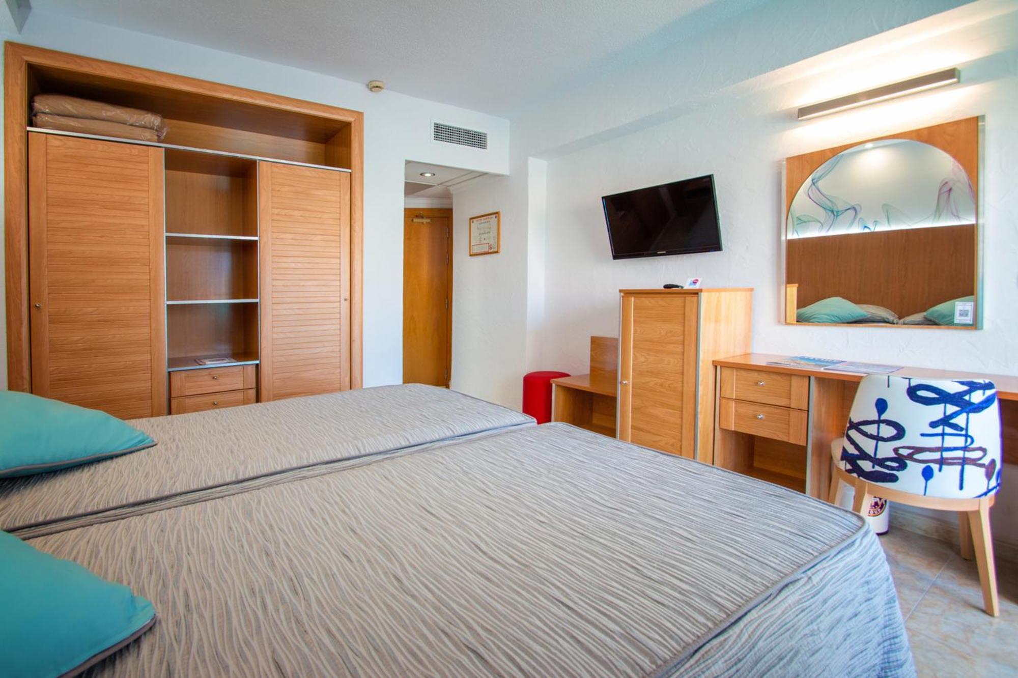 Hotel Servigroup Castilla 베니돔 객실 사진